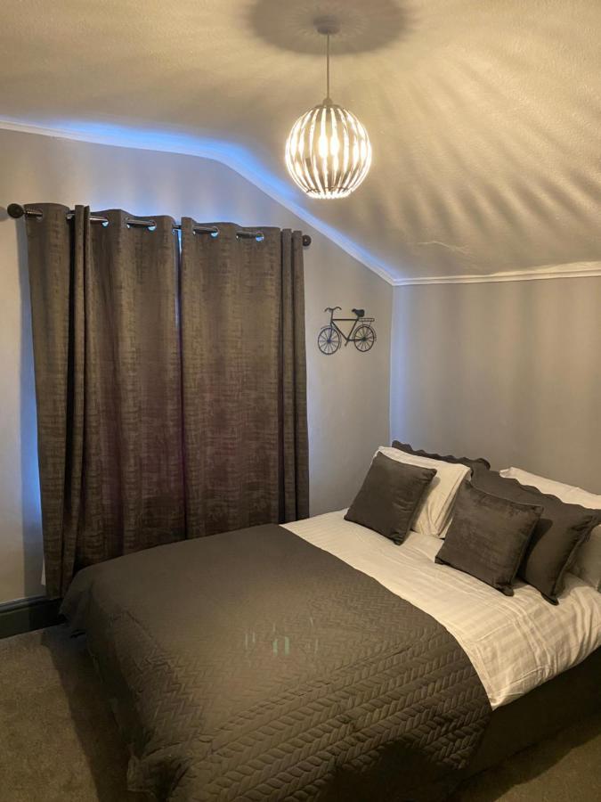 Ideal Abode Leonard تشيستر المظهر الخارجي الصورة